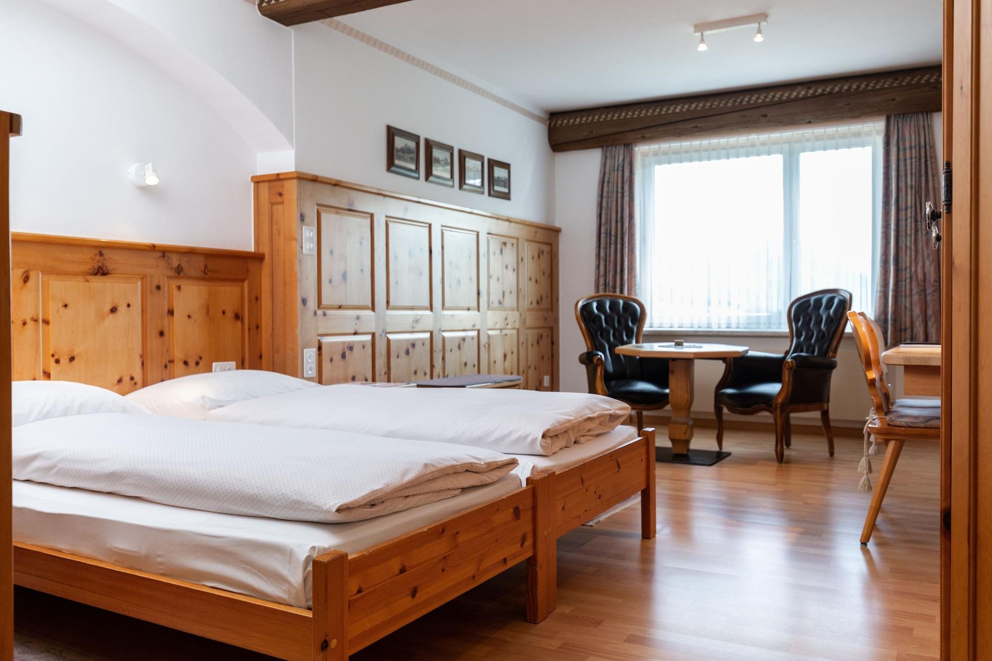 Hotel Baeren St. Moritz Exterior photo