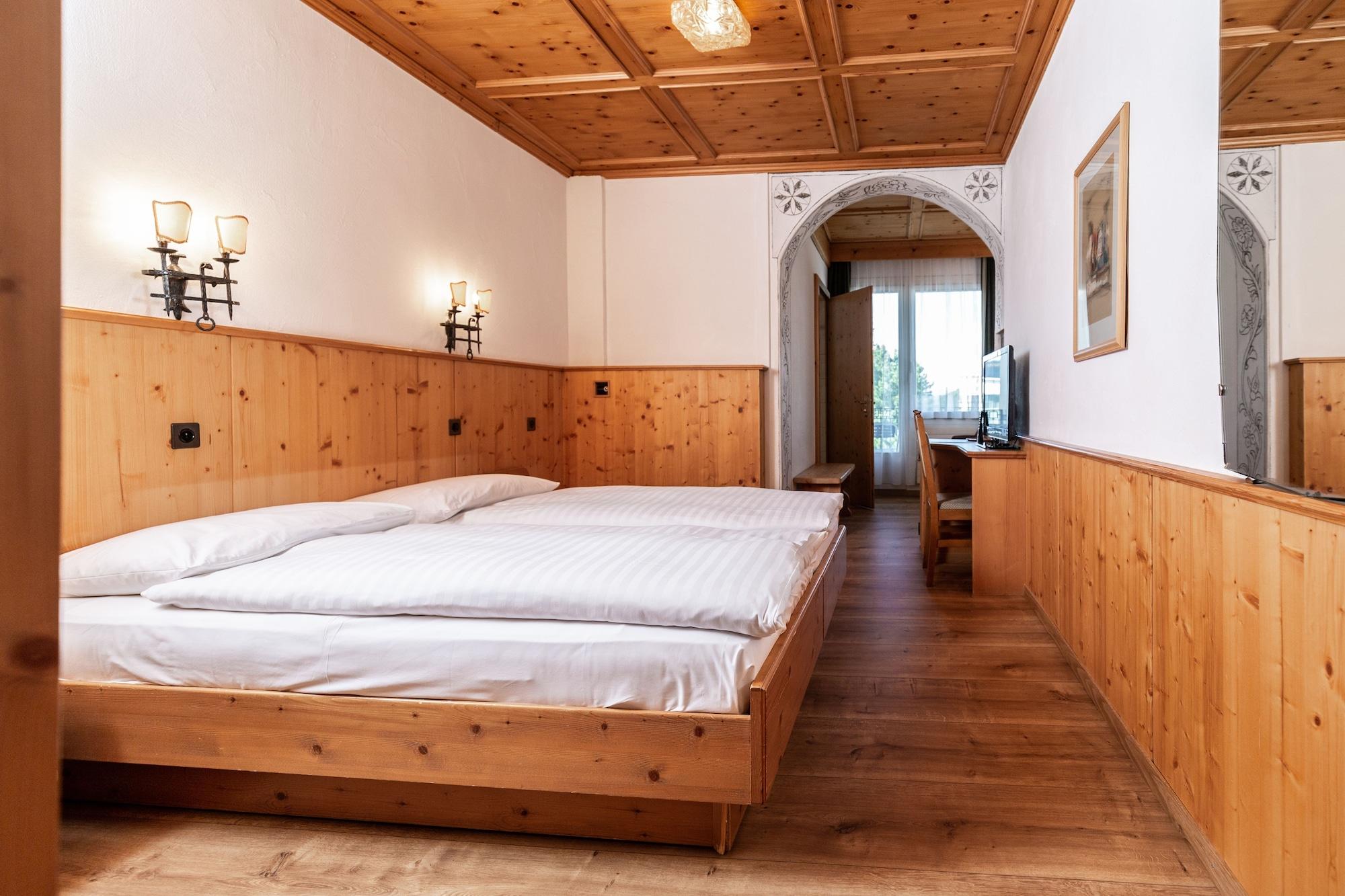 Hotel Baeren St. Moritz Exterior photo