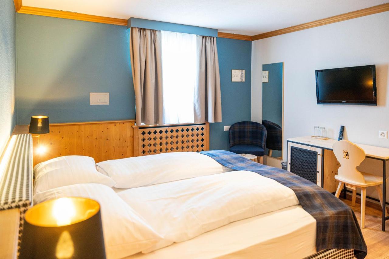 Hotel Baeren St. Moritz Exterior photo