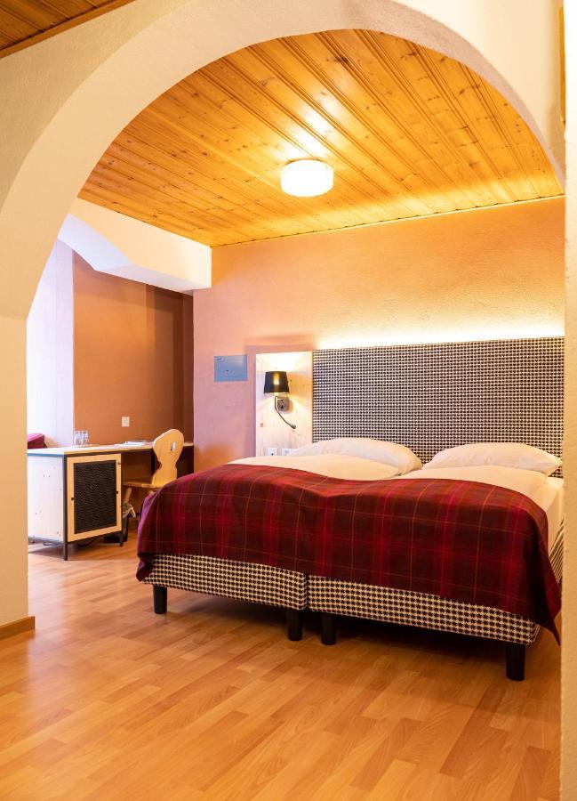 Hotel Baeren St. Moritz Exterior photo